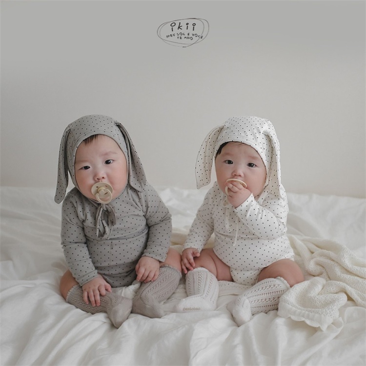 Bộ áo liền quần + mũ tai thỏ xinh xắn cho bé