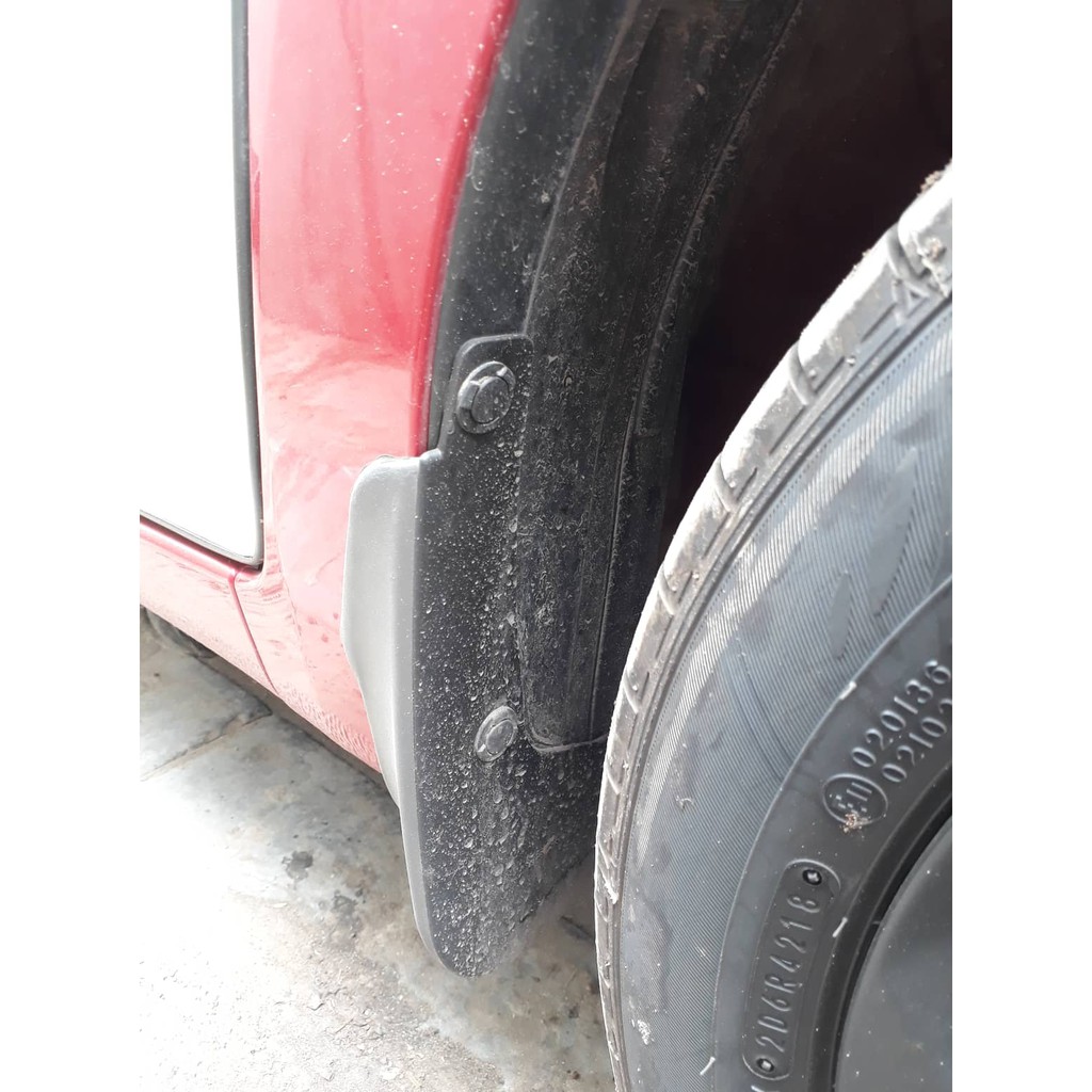 Bộ 04 chắn bùn cho xe ô tô Suzuki Celerio, Ciaz | BigBuy360 - bigbuy360.vn