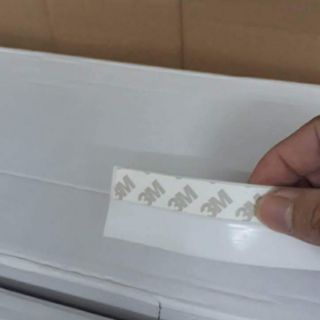 Miếng dán chân cửa