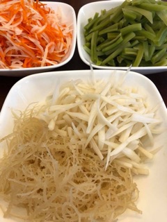 Rong sụn khô làm gỏi