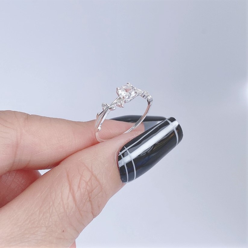Nhẫn bạc nữ hình cành lá đính đá thời trang, chất liệu bạc ta cao cấp - Trang sức Bạc Evasilver