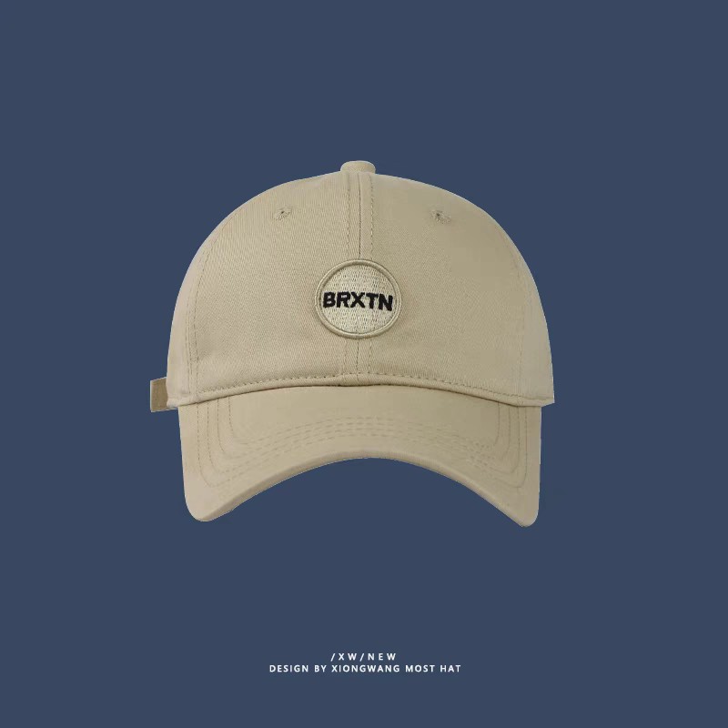 Mũ lưỡi trai phối chữ thêu cá tính