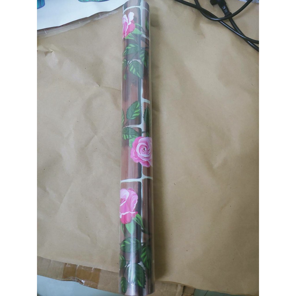 10 mét giấy dán tường gạch và hoa hồng dây khổ rộng 45cm có keo dán sẵn