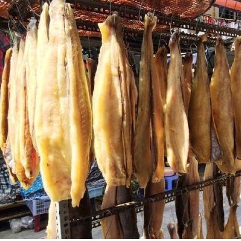 Khô cá tra phồng biển hồ , chất lượng hảo hạng thơm ngon chứa nhiều Omega3 tốt cho sức khỏe , hải sản khô Thiên Tú