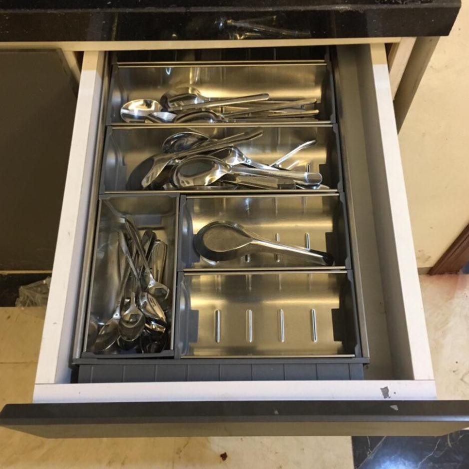Khay chia thìa dĩa bằng Inox 304 cao cấp của Grob, hàng nhập khẩu.