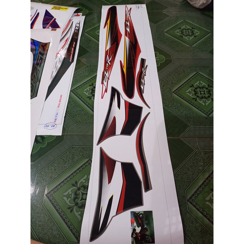 Tem rời ez 110 đỏ đen