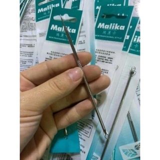 Que nặn mụn malika 10 Que