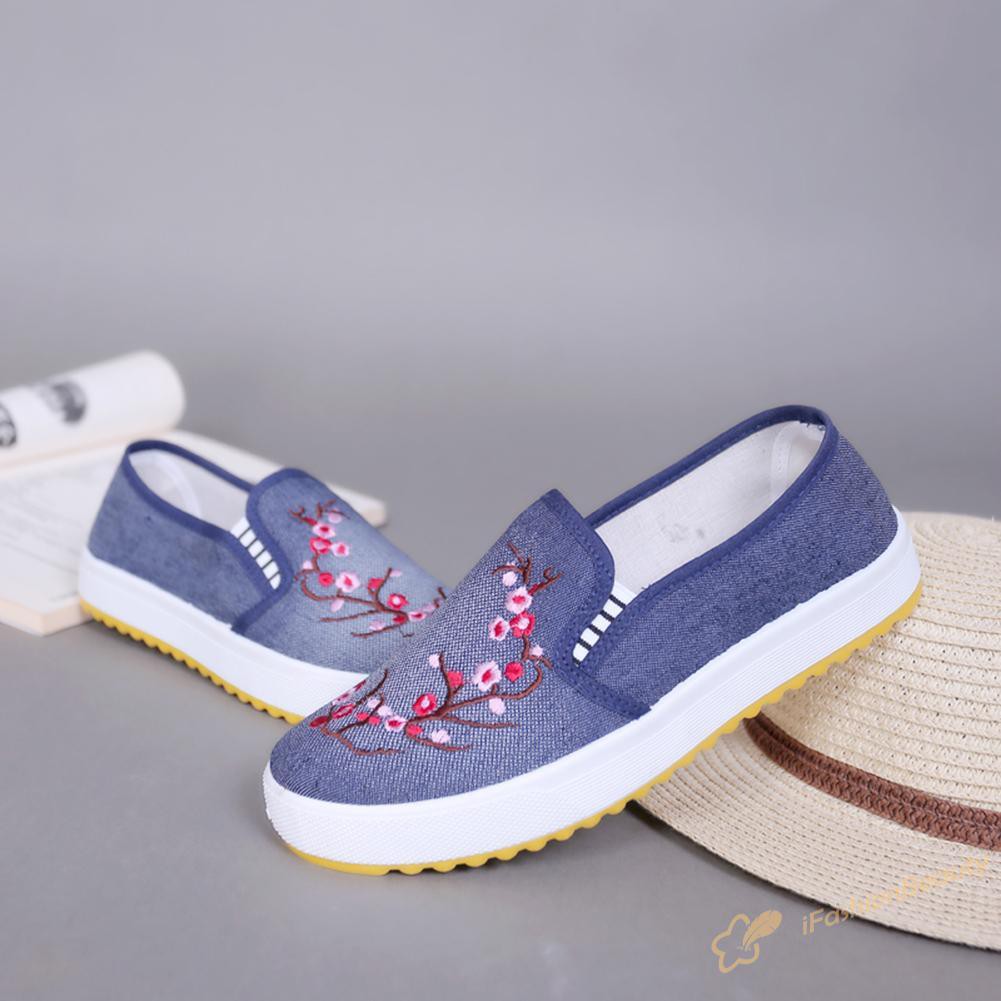 Giày Lười Nữ Thêu Hoa