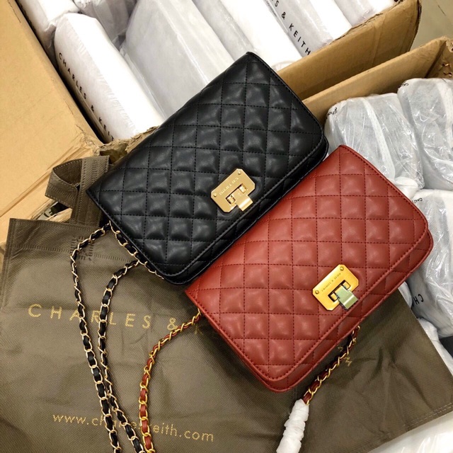 Tuia đeo chéo ck&k