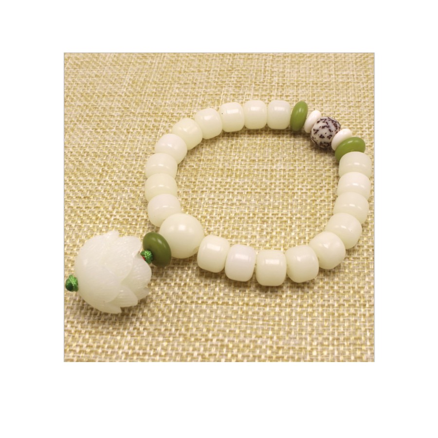 Vòng tay chuỗi hạt kim cang bồ đề trắng cao cấp đính hoa sen 3 tầng nhụy đỏ tuyệt đẹp