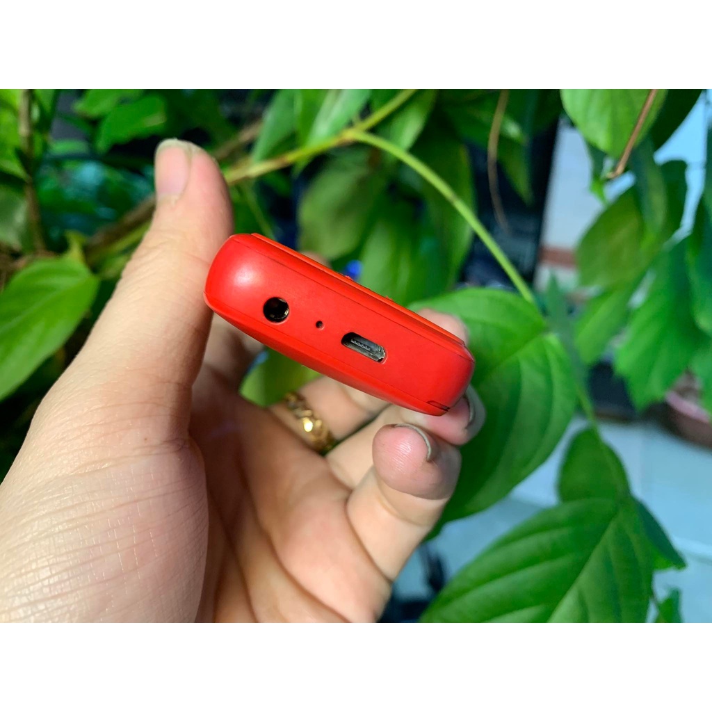 Điện thoại Philips E106 chính hãng màu đỏ 2 sim