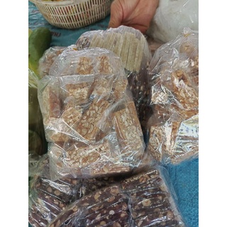 Kẹo đậu phộng nước cốt dừa Bến Tre