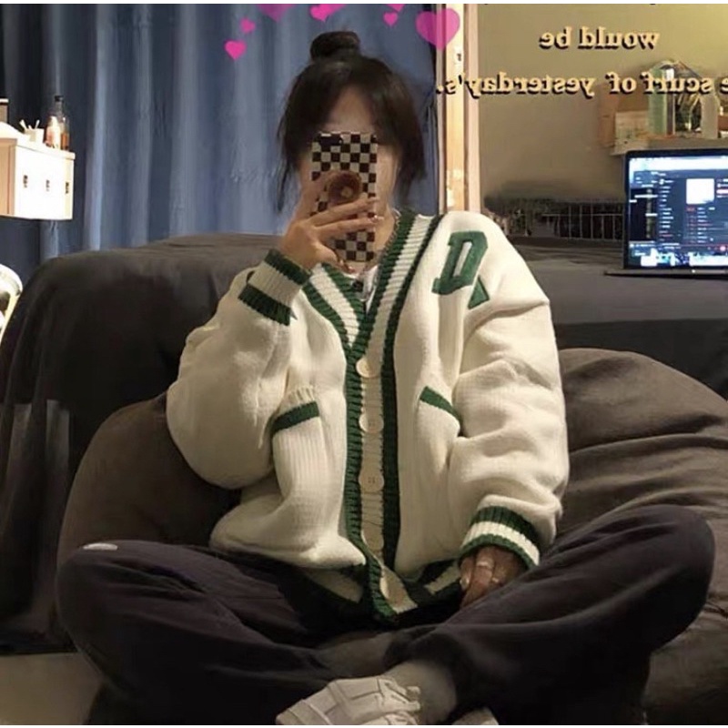 Lea - Cardigan viền xanh lá phong cách Hàn Quốc | BigBuy360 - bigbuy360.vn