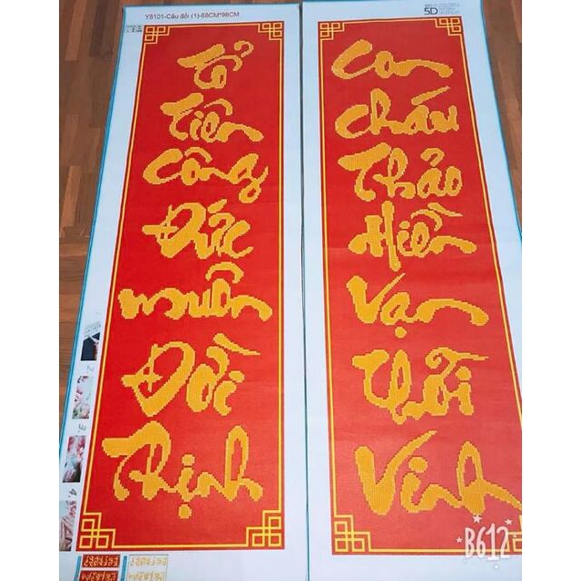 Tranh đính đá thành phẩm câu đối