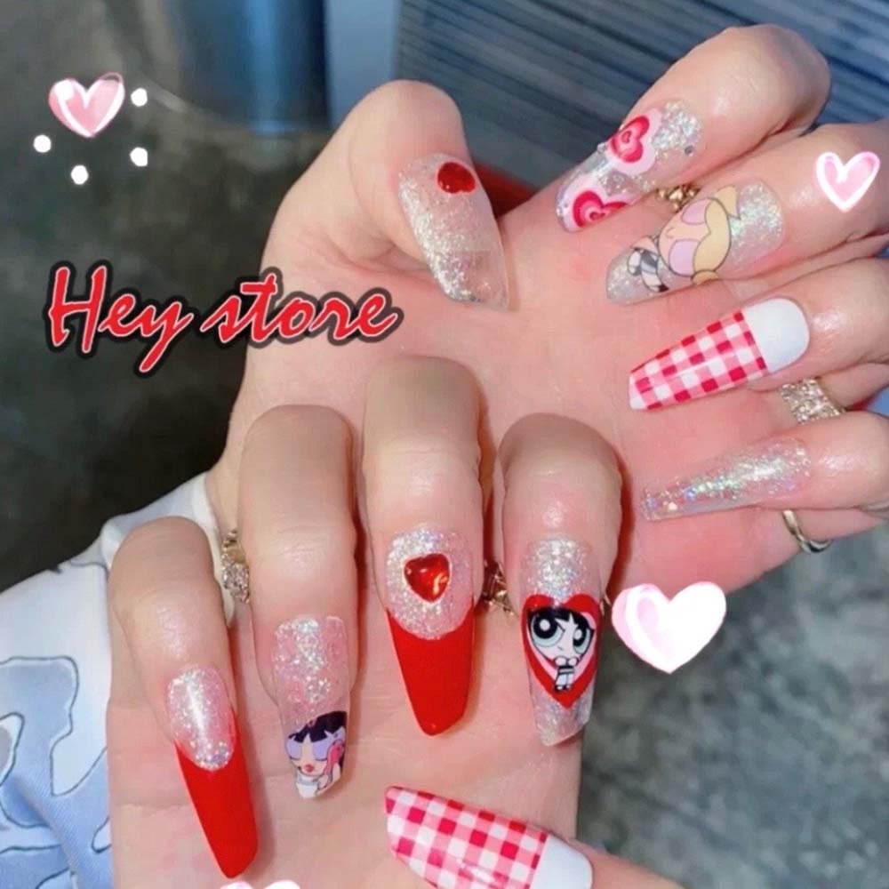 Hình dán trang trí móng tay hình trái tim/ họa tiết chữ độc đáo.