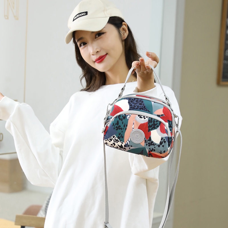 Túi Đeo Chéo In Họa Tiết Thời Trang Mới Cho Nữ