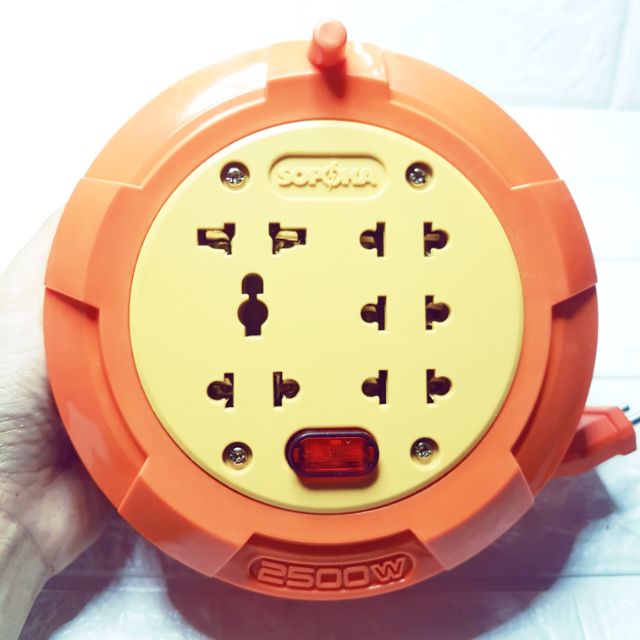 Ổ 5 vị trí cắm dạng đĩa bay cam 2500w liền dây cuộn lại bằng tay hàng sopoka Việt Nam sản xuất