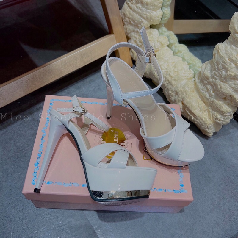 GUỐC NHỌN ĐÚP CHÉO TRẮNG-BOX 8619-16 ( G798 )