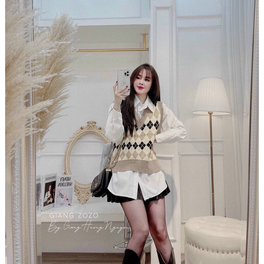 Áo Gile Len Hoạ Tiết Kẻ Trám DALYN Phối Áo Sơ Mi, Áo Len Gile Thổ Cẩm Hottrend | BigBuy360 - bigbuy360.vn