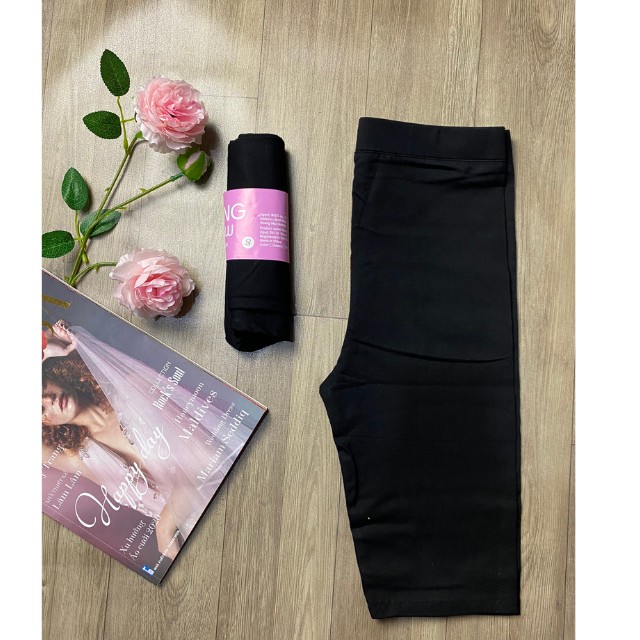 Quần Ngố Nữ Quần Legging Lửng Nữ Cạp Cao Nâng Mông Chất Liệu Cottin Loại 1 Mềm Mại Co Giãn Cực Tốt | BigBuy360 - bigbuy360.vn