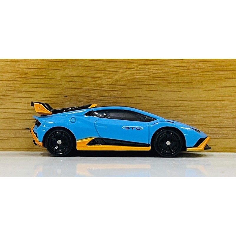 Hobby Store xe mô hình Tomica Lamborghini Huracan STO 2022 xanh dương mới nguyên seal