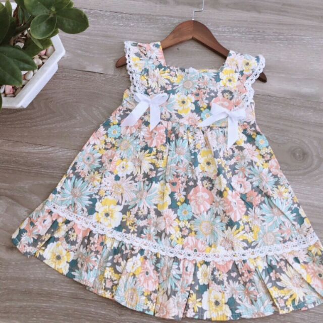 VÁY HOA NHÍ bé gái