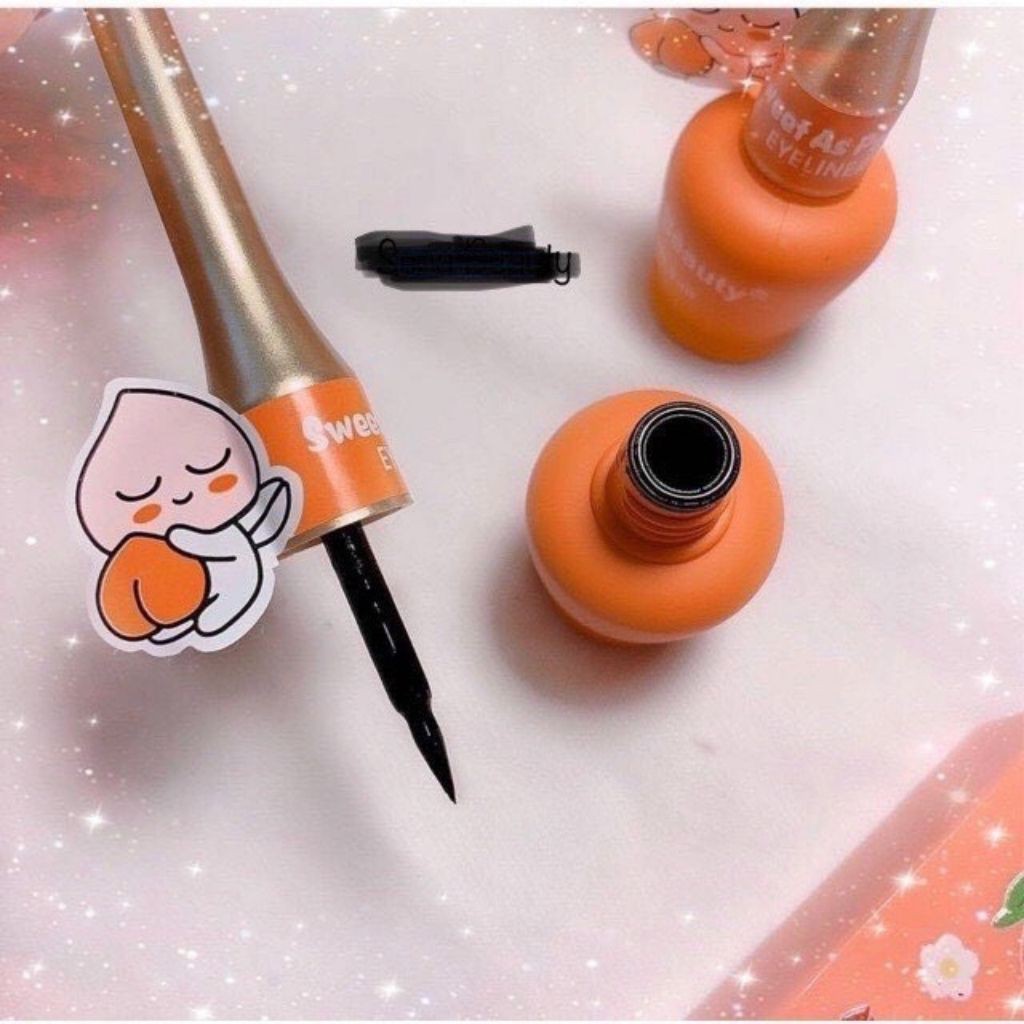 ( SIÊU RẺ) Bút Kẻ Mắt Trái Đào Sweet As Peach Eyeliner Của Kiss Beauty