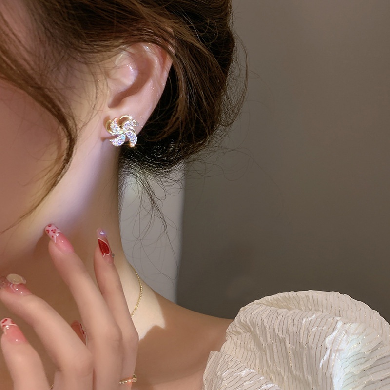 Khuyên tai chốt xỏ mạ bạc 925 mặt hình chong chóng xoay được quyến rũ thời trang dành cho nữ