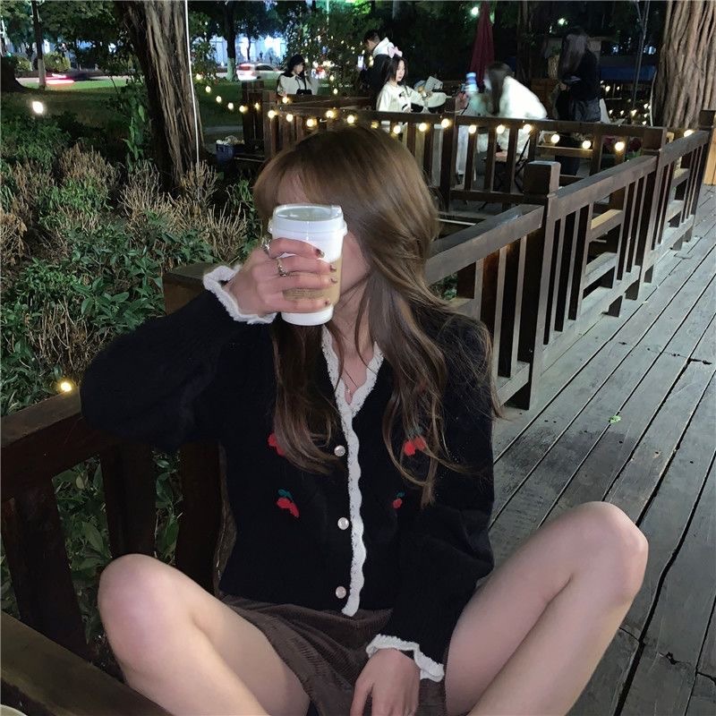 Áo khoác cardigan dệt kim phối ren thêu hình quả anh đào phong cách Hàn Quốc dễ thương