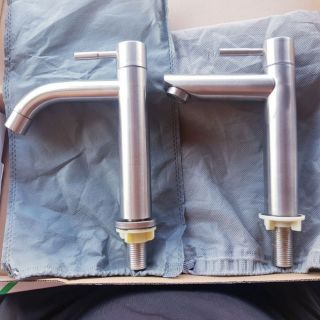 Vòi lavabo lạnh inox 304 - vòi bồn rửa mặt inox sus 304