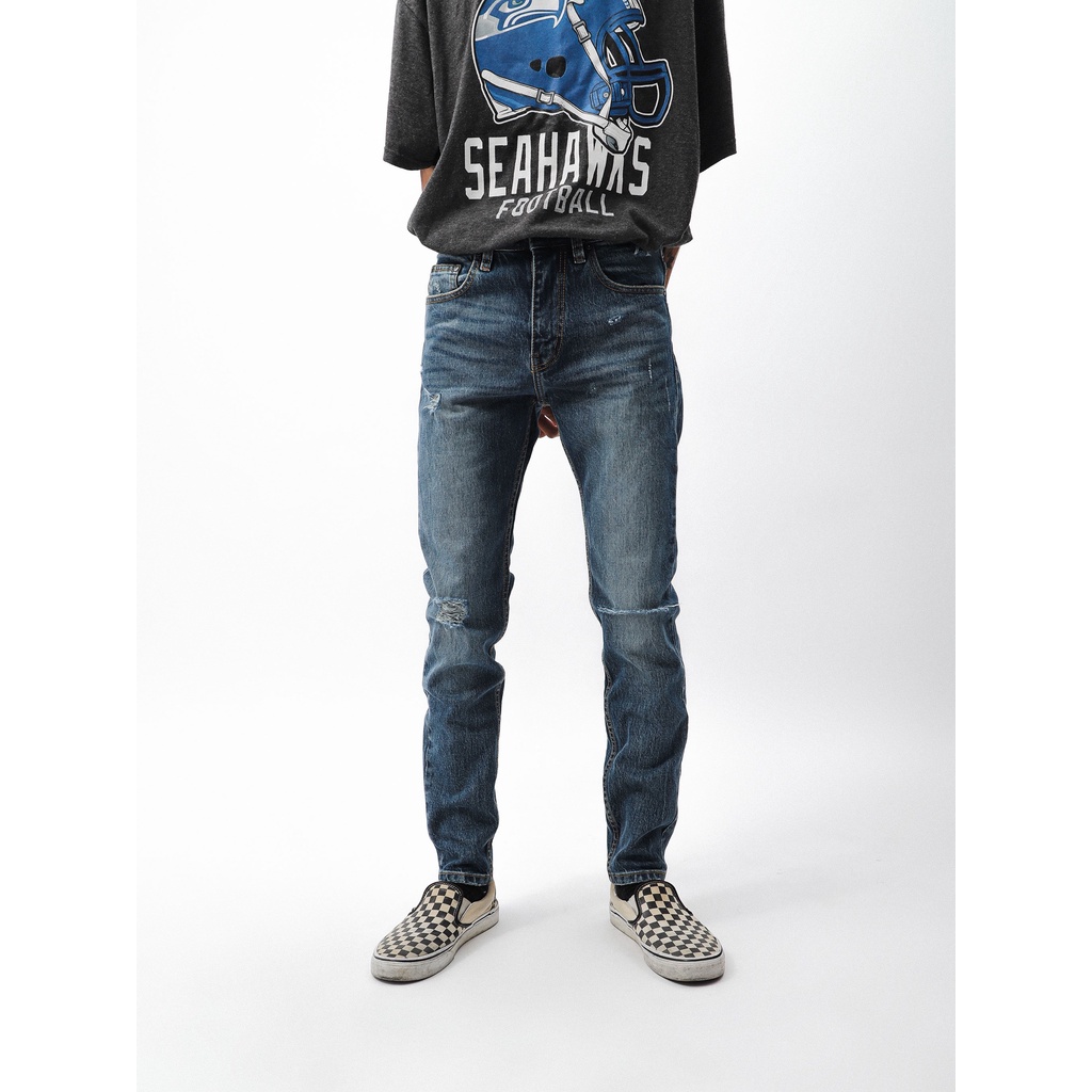 Quần jean dài nam DEFOXX xanh wash rách nhẹ,Form Slimfit,chất vải co dãn,ống quần 15 - 18cm,hàng VNXK -220620