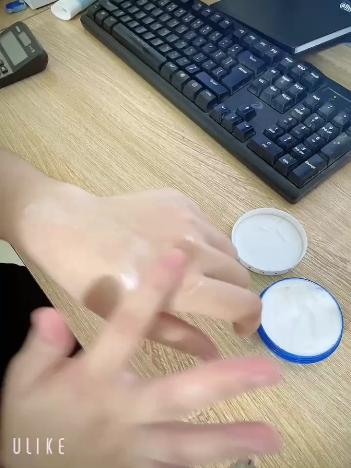 Kem nẻ dưỡng ẩm mềm mịn, trắng da tinh chất gạo sữa non 58g, dùng cả cho da mặt và chân tay, chống khô da, nứt nẻ chân t | BigBuy360 - bigbuy360.vn