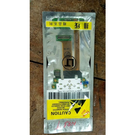 Dây nguồn điện thoại Nokia N81 mới như hình chụp trên cho a,em cần thay khách hay thay máy nhà,bấm đặc hàng bên dưới