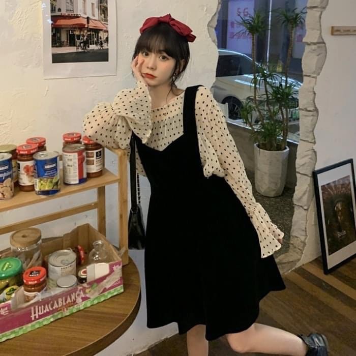 Set váy nhung áo châm bi ULZZANG thời trang nữ Hàn Quốc, váy yếm áo ren