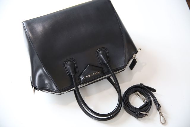 Túi xách tay gvchy