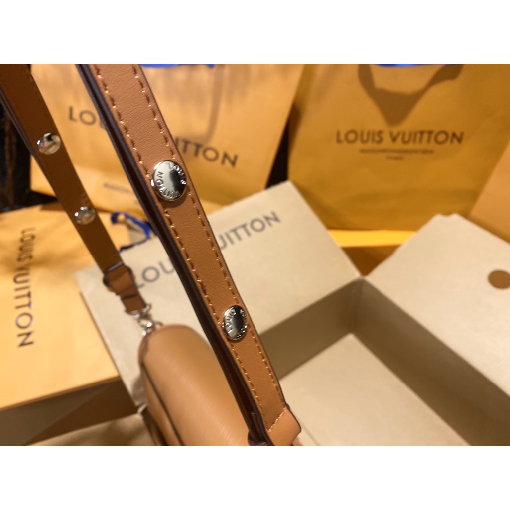 Túi xách nữ LV BUCI SPSL - Sẵn hàng 3 màu siêu hot da thật LX050015