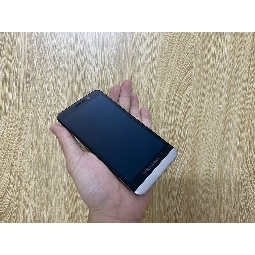 [Mã SKAMA07 giảm 8% đơn 250k]Điện thoại BlackBerry Z30 máy đẹp 98%