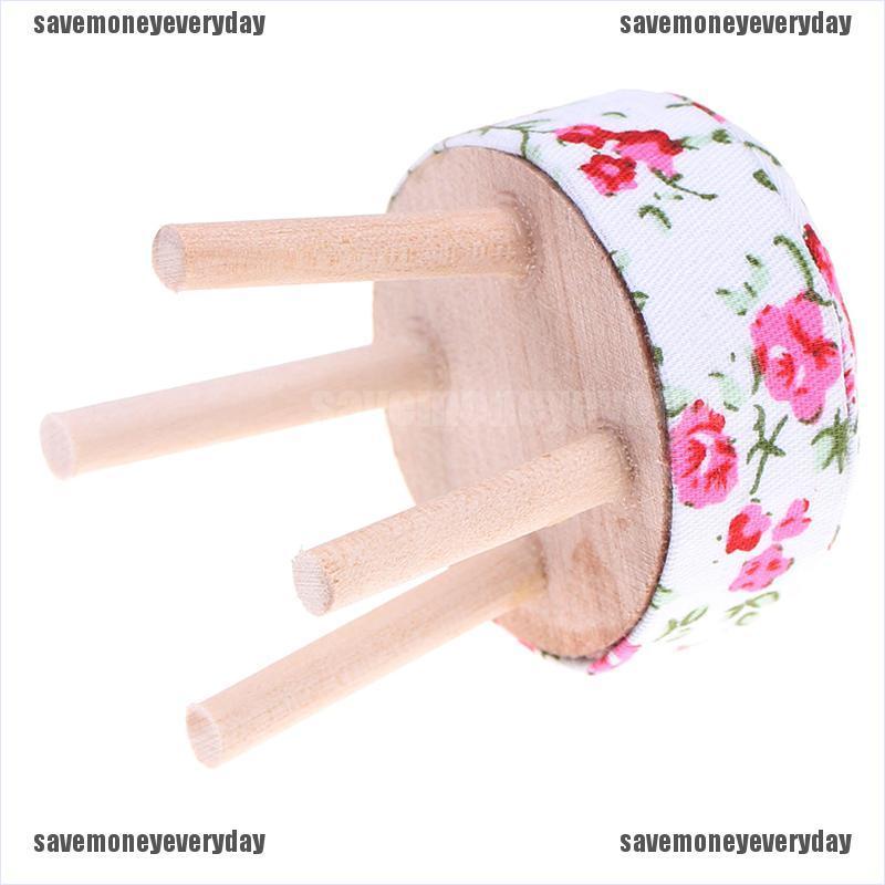 Ghế Gỗ Mini Tỉ Lệ 1 / 12 Trang Trí Nhà Búp Bê