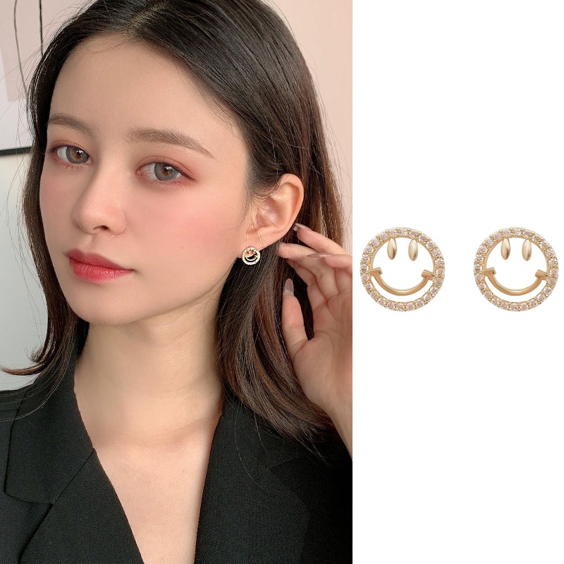 Khuyên tai thiết kế tinh tế thời trang xinh xắn cho nữ