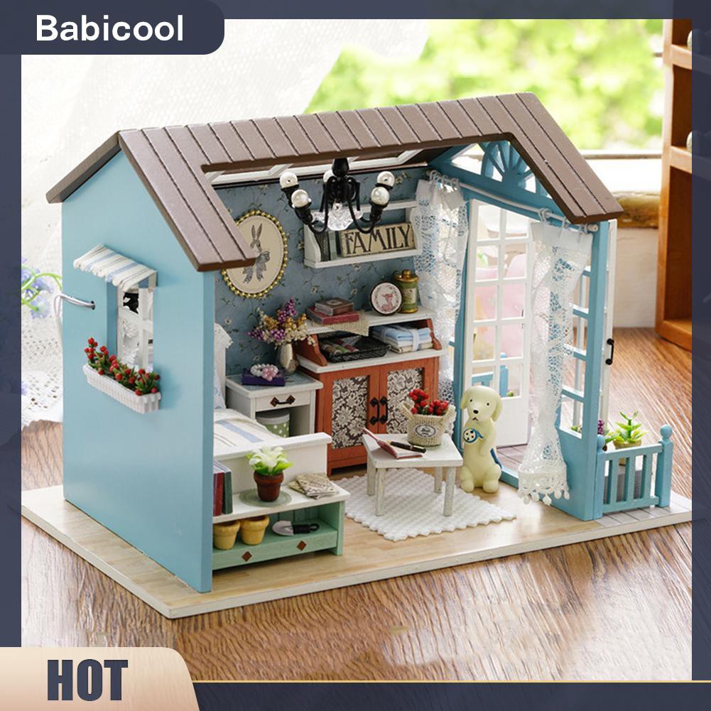 Bộ Nội Thất Mini Bằng Gỗ Cho Nhà Búp Bê