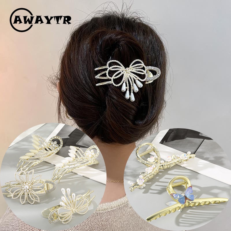Kẹp Tóc Hình Hoa Đính Ngọc Trai Nhân Tạo Thời Trang