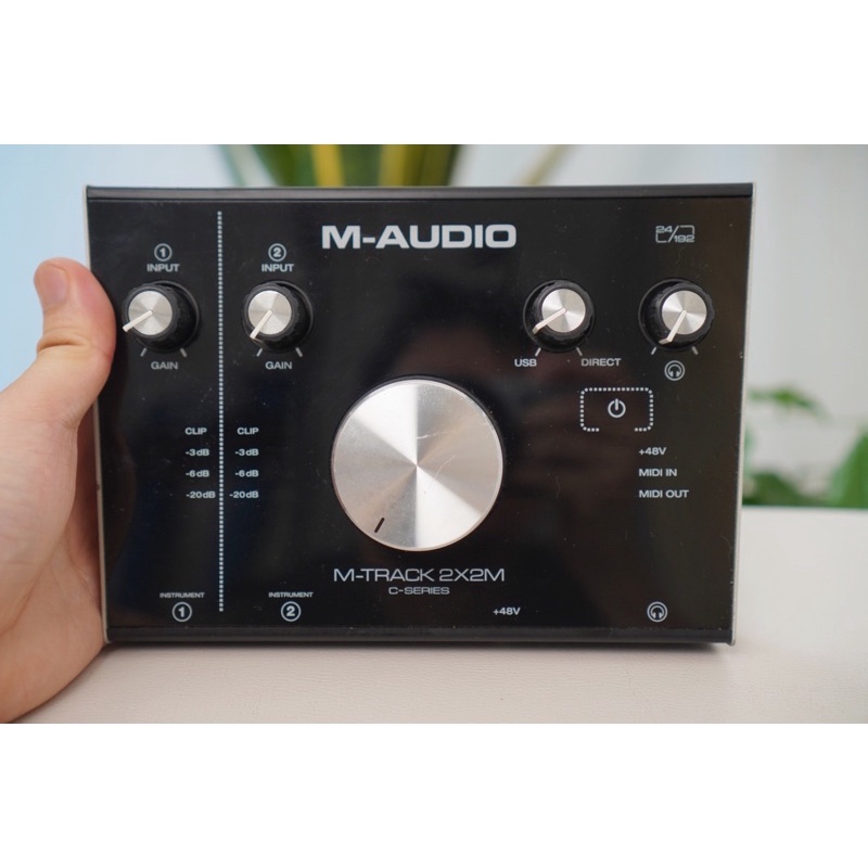Giao diện thu âm M audio 2x2M