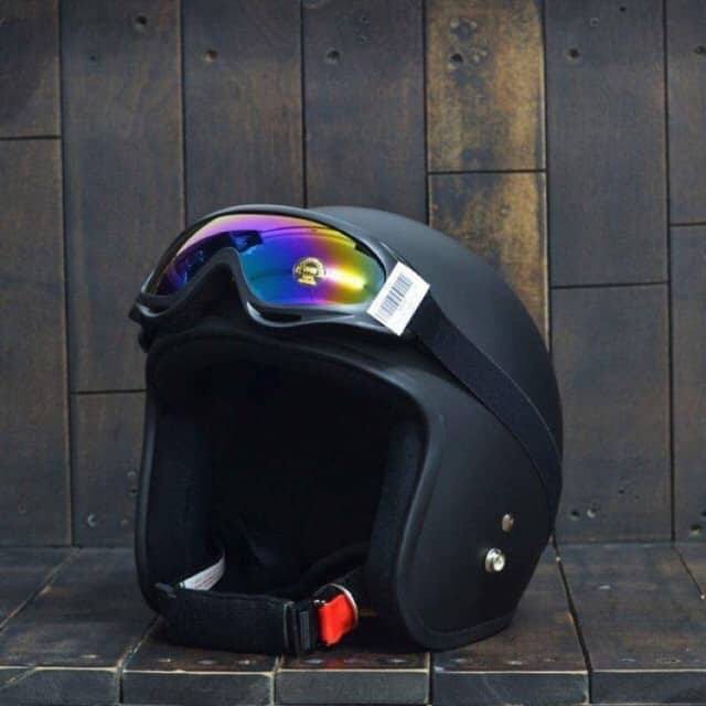 Mũ bảo hiểm 3/4 đen nhám trơn + kính phượt đen UV400