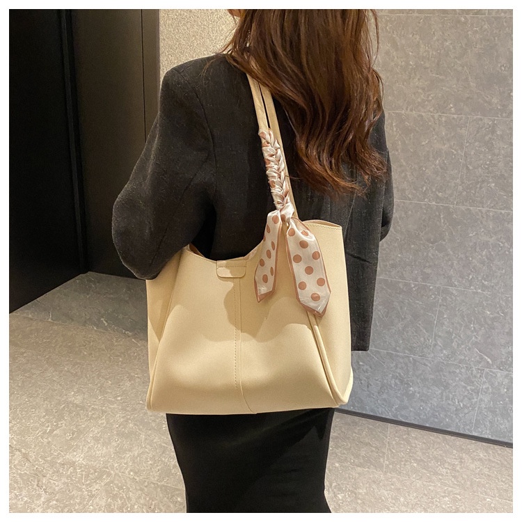 Túi Xách Đeo Vai Cỡ Lớn Thời Trang Thu Đông Cho Nữ