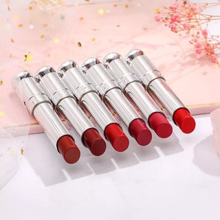Vỏ đựng son dưỡng Dior