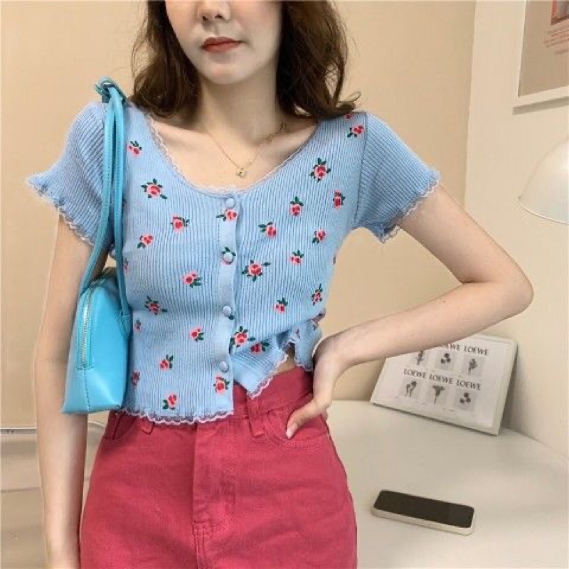 áo croptop mùa hè phiên bản 2021 ngắn tay hoa nhí đóng cúc hoàn hảo