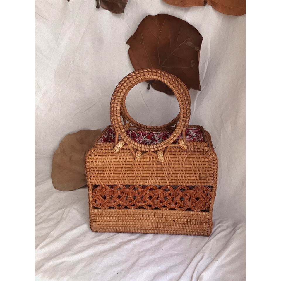 Túi Đeo Chéo Chất Liệu Mây Đan Tay Tỉ Mỉ  - Quà Tặng Việt Nam Cho Khách Nước Ngoài, Tặng Mẹ, Phụ Kiện Chụp Hình Áo Dài