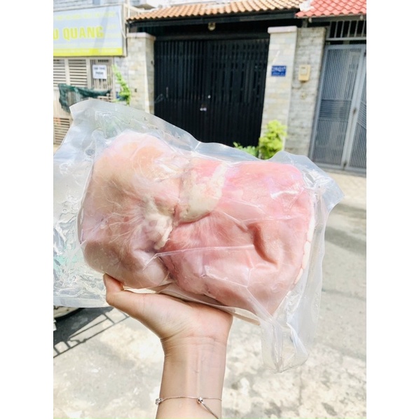 BAO TỬ HEO NGUYÊN 1 CÁI 1 KG