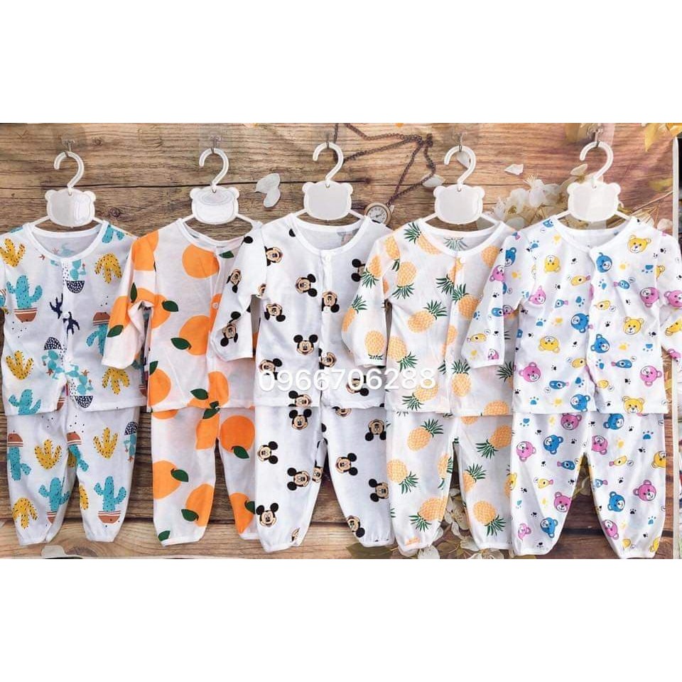 (Sỉ) (Xả kho) Set 5 bộ quần áo DÀI KHUY TRẮNG cho bé 0-5 tuổi- Hàng thun cotton dài cài khuy giữa