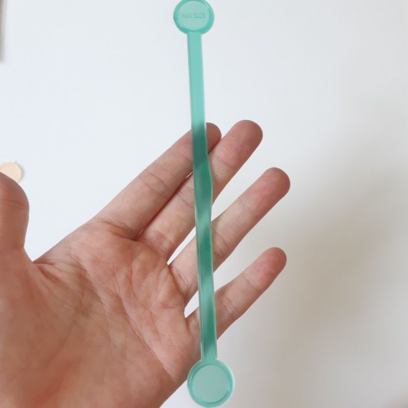 1 Vỉ 10 Cây Cạo Lưỡi Nhựa Loại Mới Kiểu Dáng Xinh Xắn